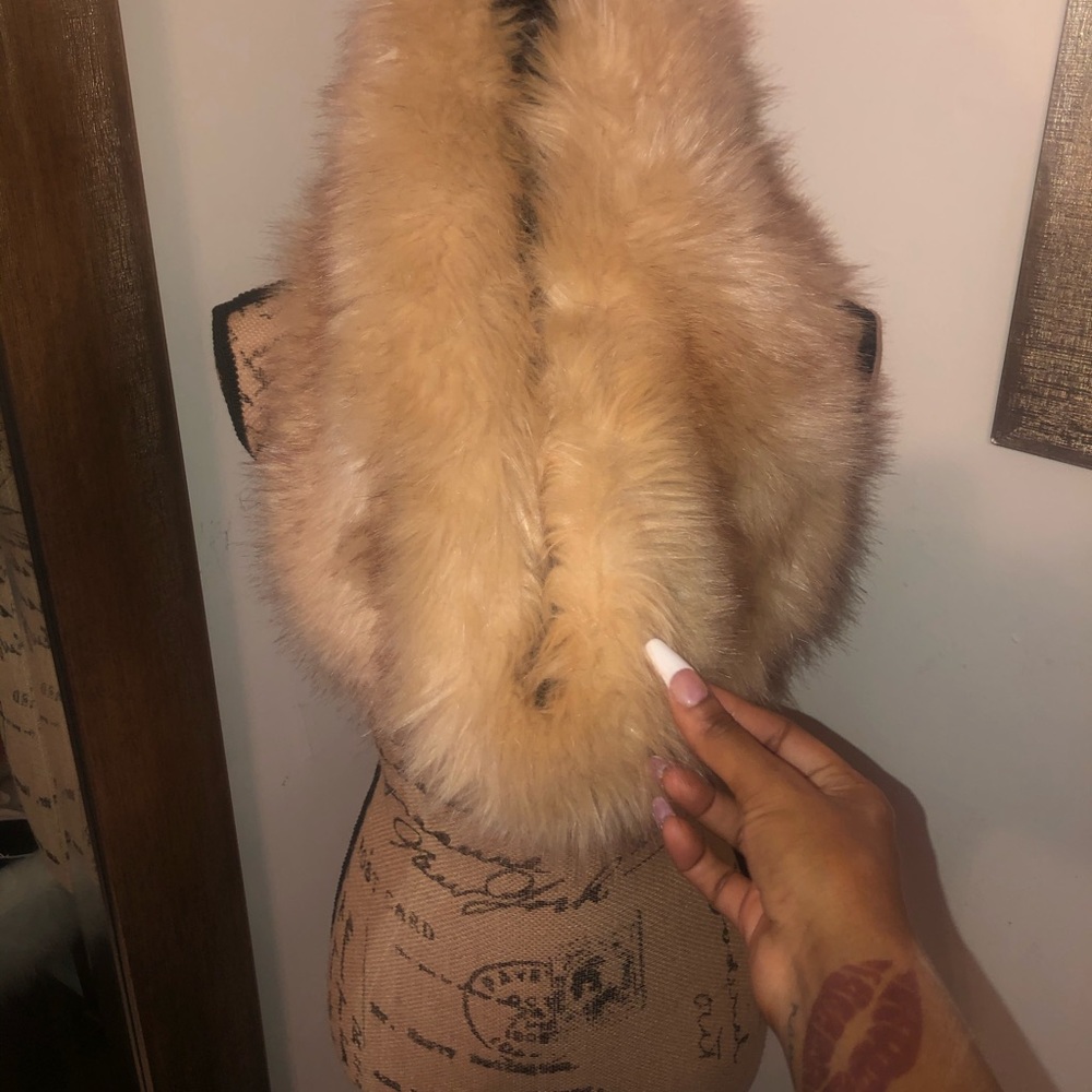 Infinity Fur Neck Scarf ✨